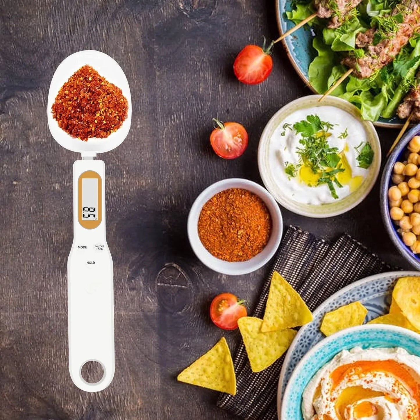 Hytow digital spoon scale featuring a clear LCD display with a 500g capacity and 0.1g precision for accurate measurements