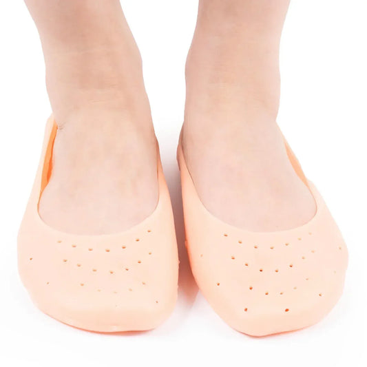 Zomo Smiling Foot silicone moisturizing socks designed to help hydrate dry feet and improve skin softness